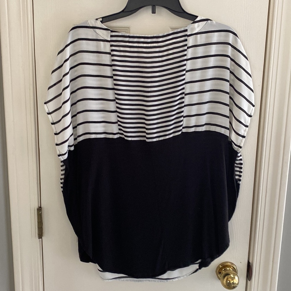 One September black/white top size Large - Picture 2 of 4